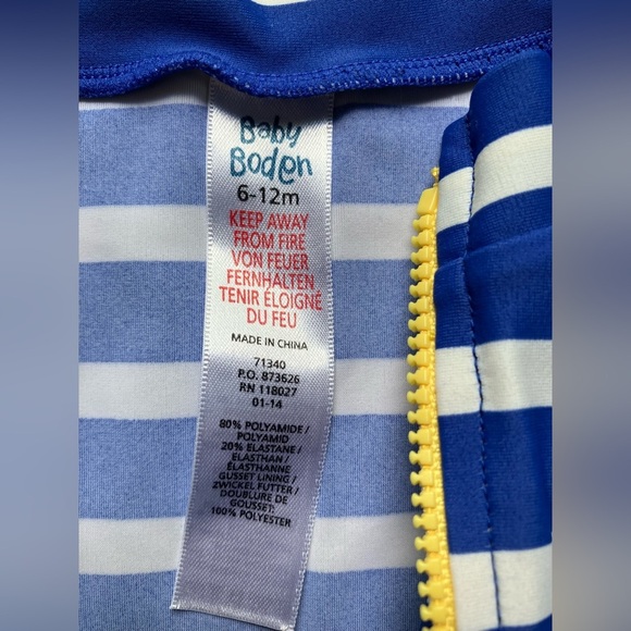 Baby Boden Rash Guard - Size 6-12 months - Baby swim suit - Picture 4 of 7